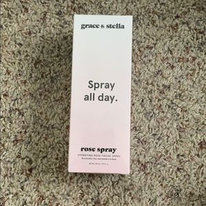 Grace & Stella Spray all day rose spray